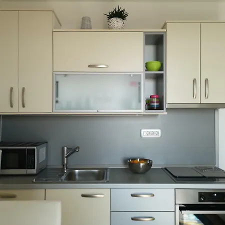 Miro Apartment